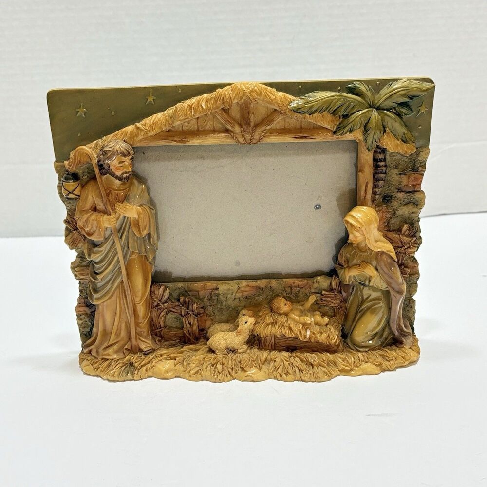 Christmas Nativity Picture Frame Mary Joseph Baby Jesus in Manger Holiday 4x6